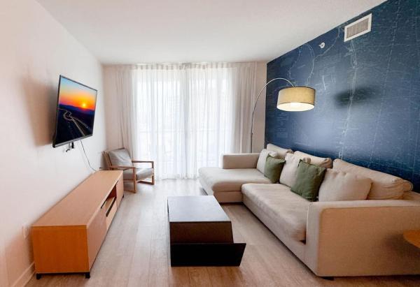Open 1br Intracoastal View Full Resort Access - North Miami Beach