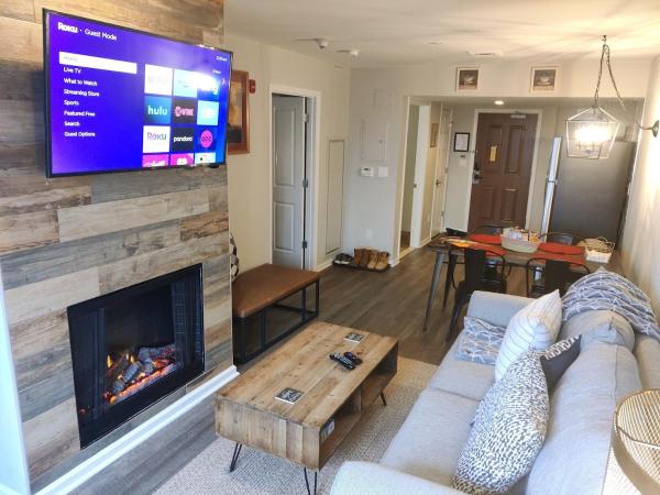 Mt Creek Walk To Water Park 1 Br Pool & Hot Tub - Hudson Valley