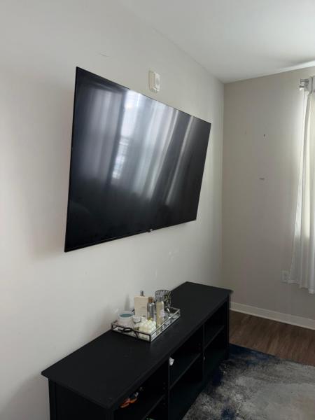 The Luxe Loft - Charlotte