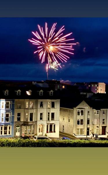 Mervue Apartment, 4 Causeway View, Portrush - Portrush