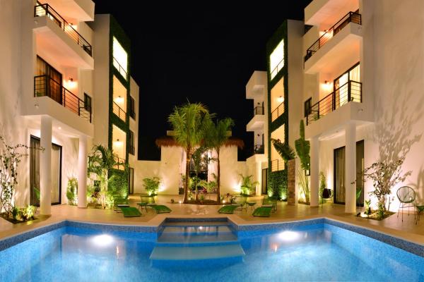Na zdjęciu widoczny jest obiekt Elements Tulum Boutique Hotel położony w mieście Tulum.