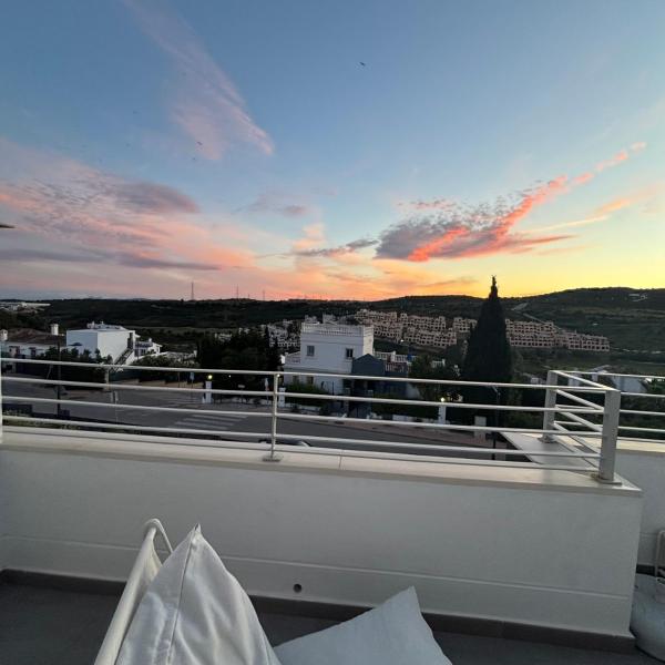 New Boho-resort Apartment With Large Pool, Terrace With See And Panoramic Views - Estepona
