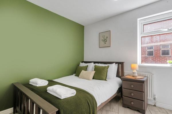 Spacious 3bed Apt | Upper Parliament St Central - Nottingham