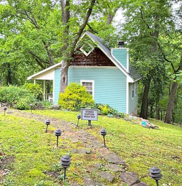 Blue Crystal Hideaway Bnb - 유레카 스프링스