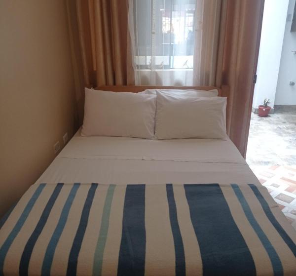 Hospedaje Josué Paracas - Paracas