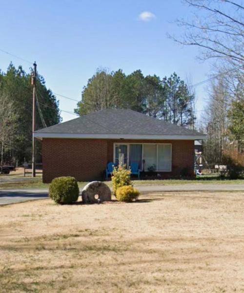 One Bedroom Standalone Apartment On 40 Acres - North Carolina