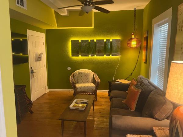 2423 Q3 Near The Pier - Galveston, TX