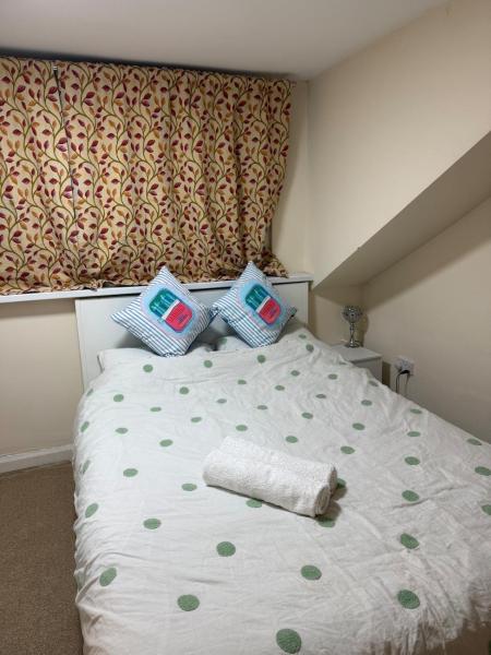 En-suit Double Bedroom In Thornbury Bradford - Bradford