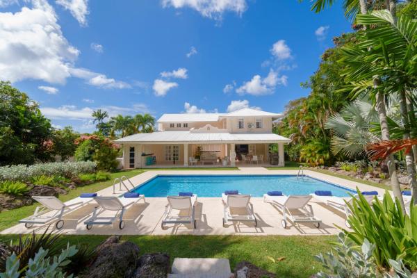 Stunning New Villa 2 Mins To Beach - Coral House - Barbados
