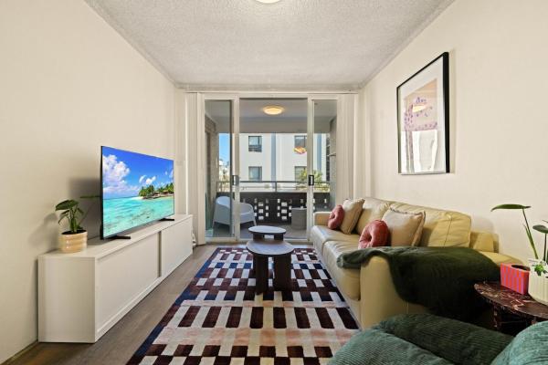 New Bondi 2br Free Parking Balcony Superhost U2 - Sydney