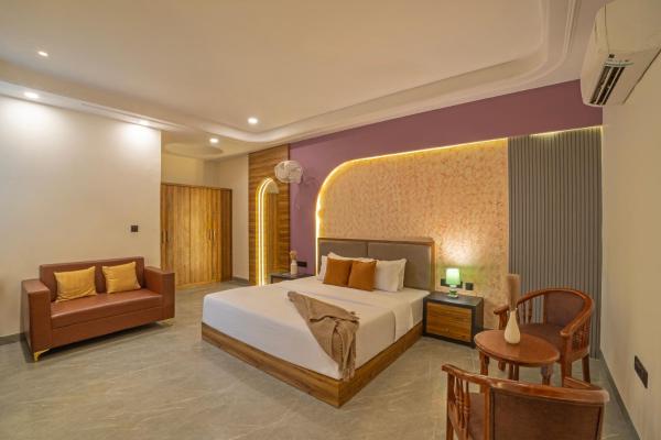 The Wonder Stay Hotel And Banquet Greater Noida Nearby India Expo Center & Mart - Dadri