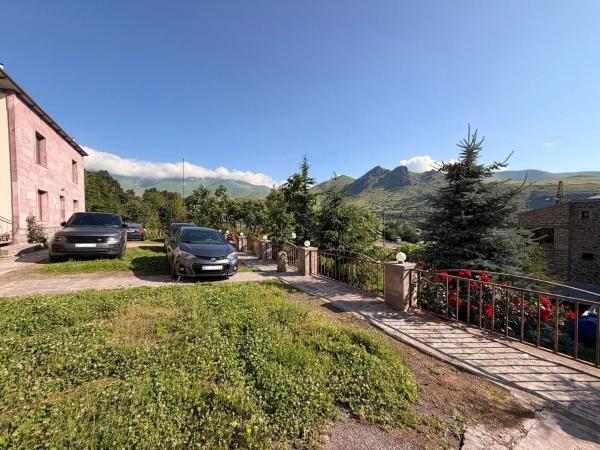 Yeghevnut Hotel - Armenia