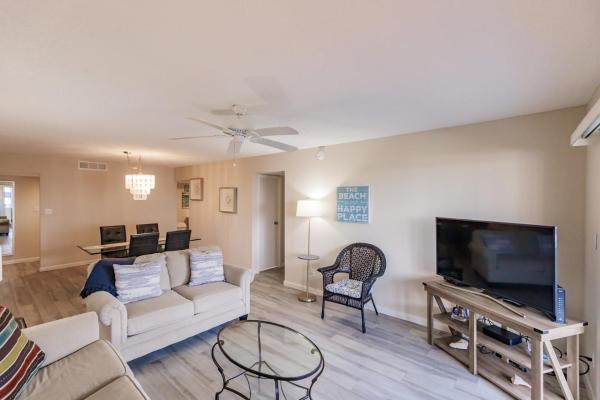 1055-506 5th Floor Coastal Escape - Siesta Key, FL
