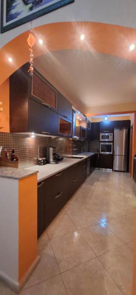 Linda Guesthouse - Vlorë