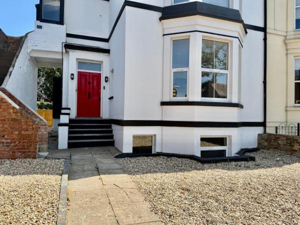 Newly Refurbished Victorian Home Over 2 Floors - Deal