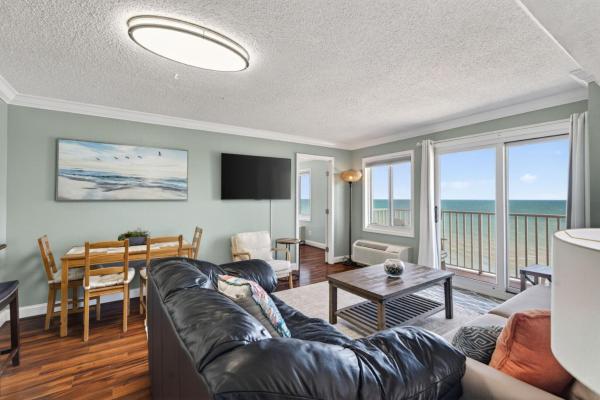 Oceanfront Beach Condo, Pool, Gym, Fishing Surfing - Virginia Beach