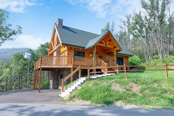 Lone Wolf Lodge - Tennessee