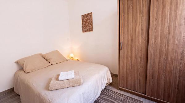 Studio Et Cour Privée à 300m Des Thermes - Rochefort, France