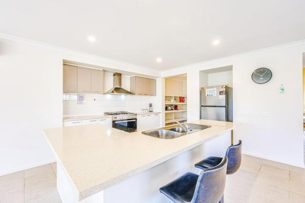 Stayau 4br Tranquil Family Escape House Point Cook - Point Cook