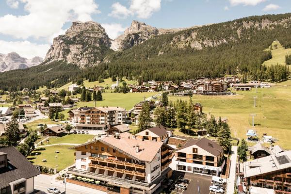 Hotel Ladinia - Corvara