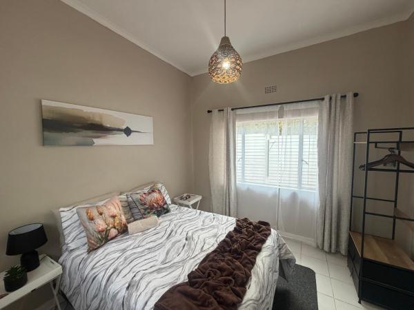 Sunset Bachelor Suite - Nelspruit