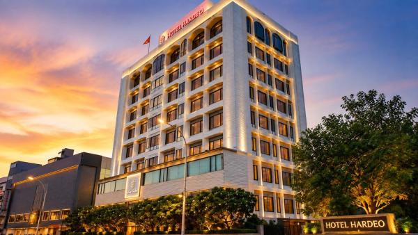 Hotel Hardeo - 나구푸르