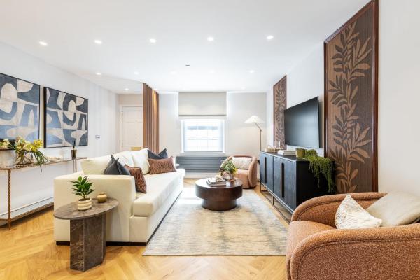 Luxury Three-bed Chelsea Townhouse - Notting Hill