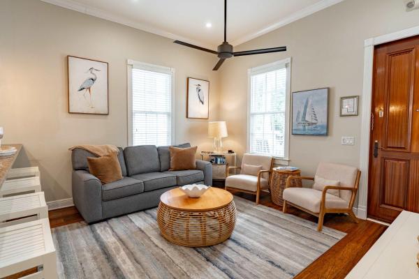 Alligator Reef Light Suite - Key West, FL