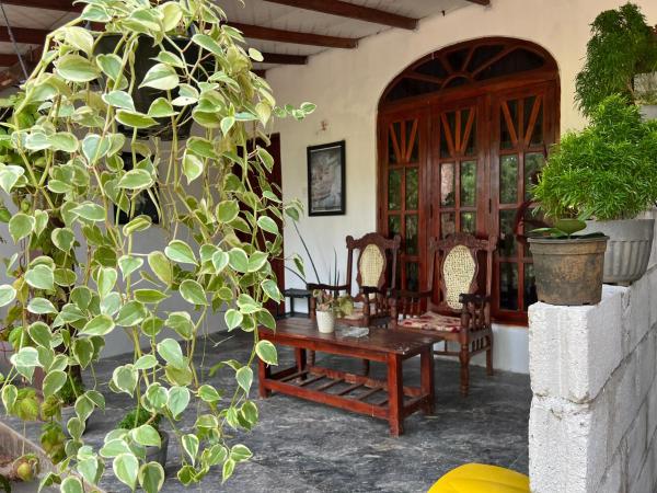 Mango Family Villa - Sri Lanka