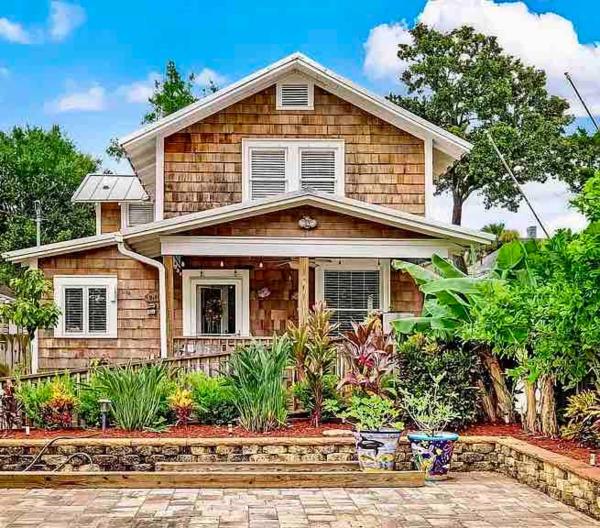 Charming 2br 2ba Cottage - Walk To Historic Downtown - St. Augustine, FL