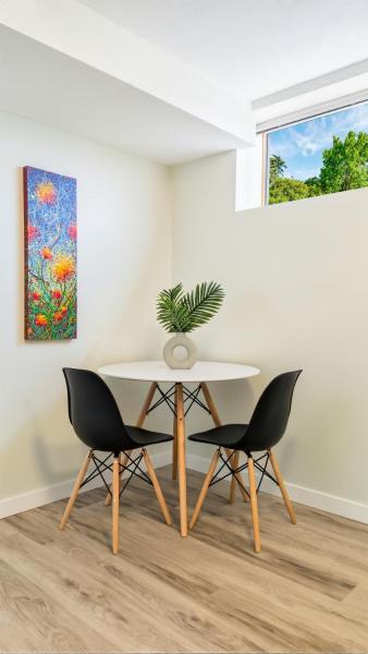Sunny Crest Burnaby-cozy One Bedroom Private Suite - Port Moody