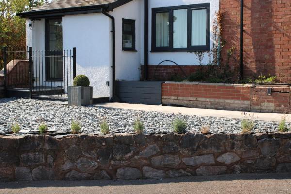 Exeter Apartment, 2 Double Bedrooms & 2 Bathrooms With Free Parking - Topsham