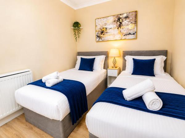Falcon - 2 Bedroom Ground Floor Flat In Central London - Beckenham
