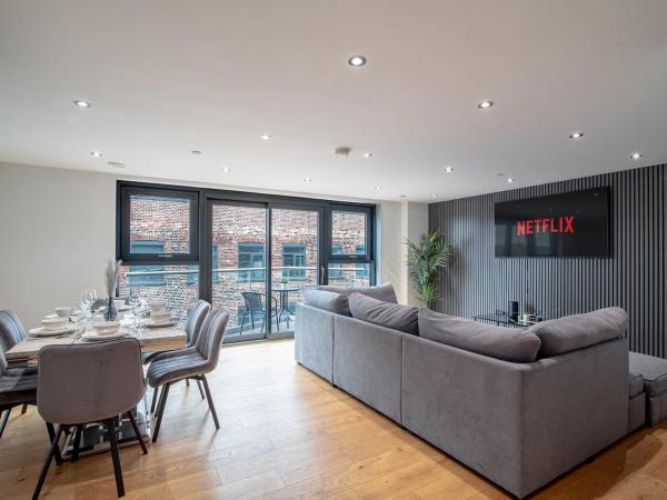 Luxury Leeds Dock Penthouse Balcony Free Parking - Seacroft - Leeds