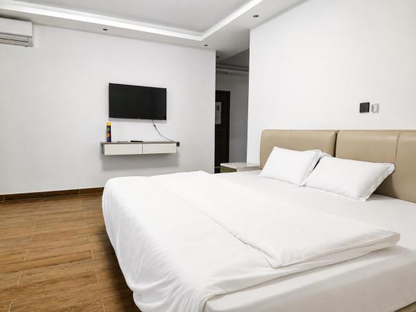 Perfect Holiday Hotel - Abidjan - Abidżan