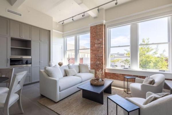 The Brent Lofts - USA