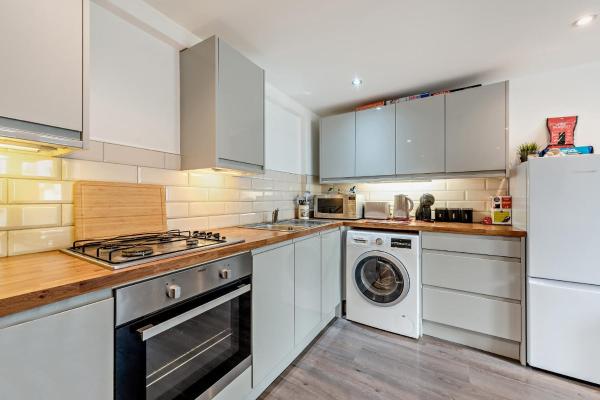 Host & Stay - Clarendon Violet - Steyning