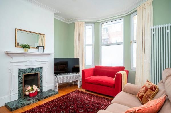 Camberwell House - With Central London Bus Links - Pass The Keys - Barnes