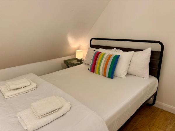 The Harbour Loft, En-suite Duplex, Canada Water - Beckenham