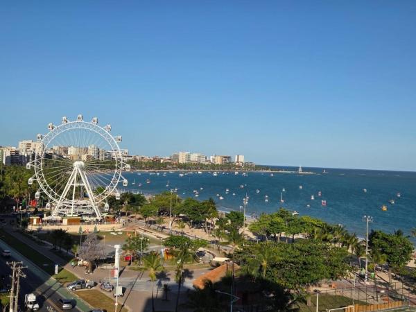Excelente Apto A Beira Mar De Pajuçara - Maceió