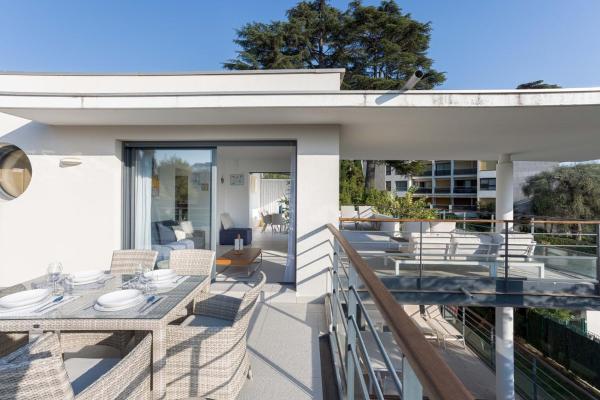 Appartement Montfleury, 2 Terrasses, 2 Chambres , 2 Sdb , Pkg Privé Piscine, 15 Min Walk To Croisette Beach And Palais Des Festivals - Vallauris