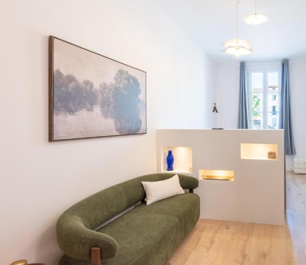 Suite 67, Parking Souterrain Inclus, Clim, Centre - Aubagne