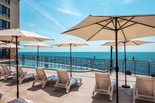 Beachfront Apartment A13 - Varna