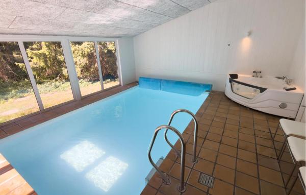 Stunning Home In Knebel - Aarhus