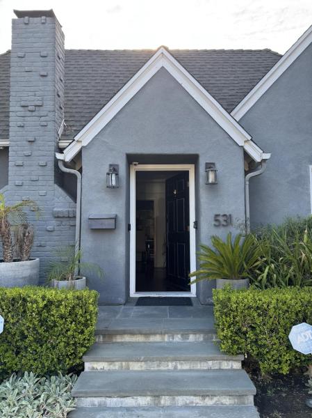 Private Rooms 5 Minutes From Erewhon - Hollywood, CA