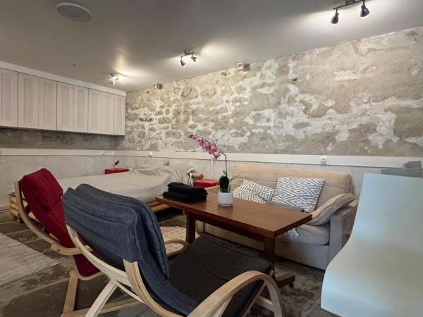 Raw - Entire Waterfront Accommodation - Douarnenez