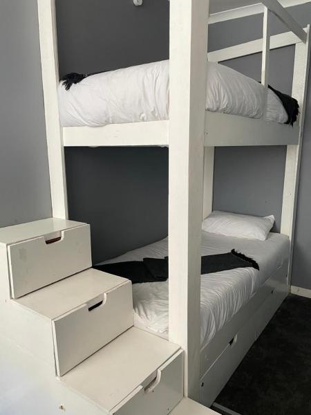 De Wales Den Backpackers - Cape Town