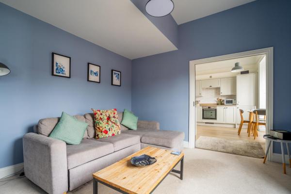 123 Nunnery Lane - York