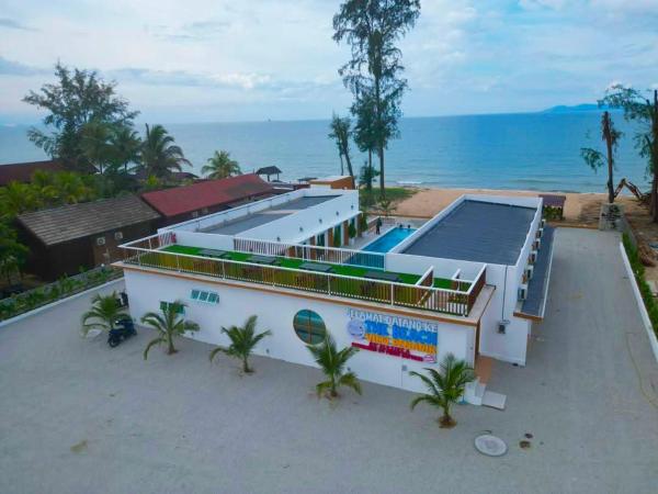 The Beach View Penarik By Haziela - Malasia