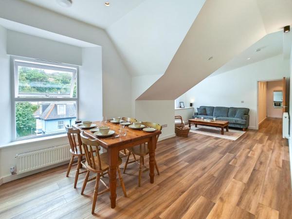 2 Bed In Ilfracombe Oc-b45838 - Combe Martin Bay